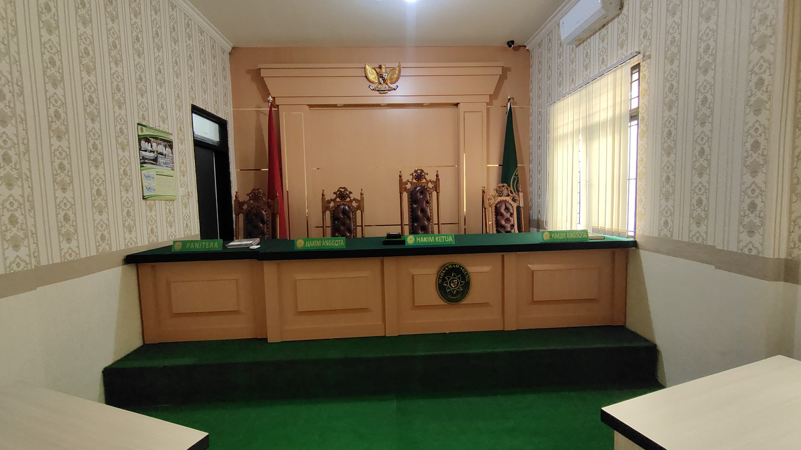 RUANG SIDANG